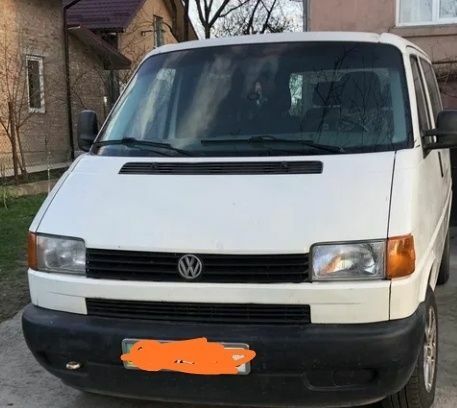Білий Фольксваген Transporter, об'ємом двигуна 2.4 л та пробігом 360 тис. км за 5800 $, фото 1 на Automoto.ua
