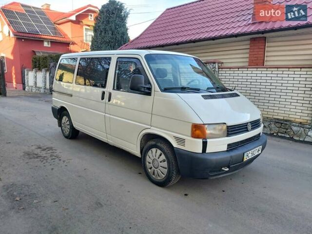 Белый Фольксваген Transporter, объемом двигателя 2.5 л и пробегом 453 тыс. км за 4750 $, фото 1 на Automoto.ua