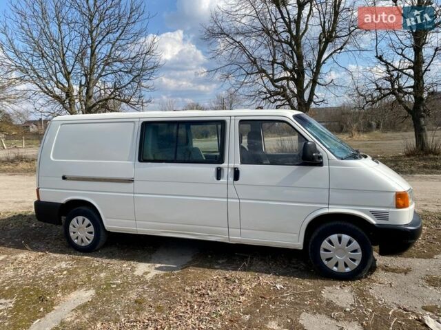Білий Фольксваген Transporter, об'ємом двигуна 2.5 л та пробігом 520 тис. км за 5999 $, фото 1 на Automoto.ua