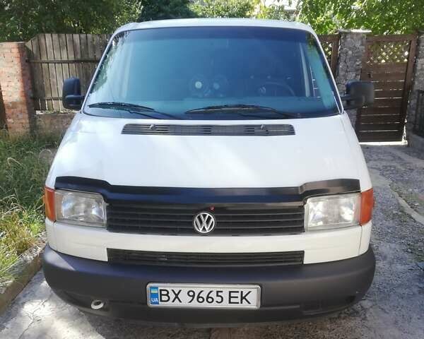 Білий Фольксваген Transporter, об'ємом двигуна 1.9 л та пробігом 304 тис. км за 6300 $, фото 1 на Automoto.ua