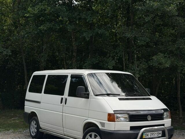Білий Фольксваген Transporter, об'ємом двигуна 1.9 л та пробігом 401 тис. км за 5300 $, фото 1 на Automoto.ua