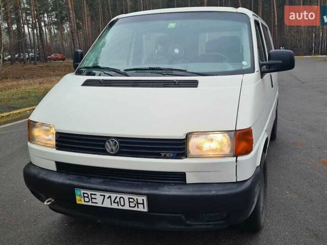 Белый Фольксваген Transporter, объемом двигателя 2.5 л и пробегом 434 тыс. км за 4100 $, фото 1 на Automoto.ua