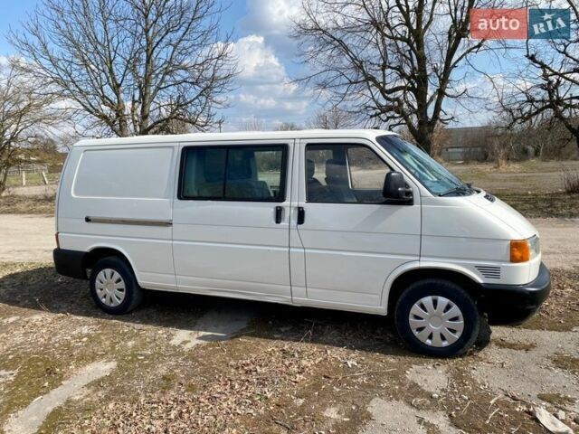 Белый Фольксваген Transporter, объемом двигателя 2.5 л и пробегом 520 тыс. км за 5999 $, фото 1 на Automoto.ua