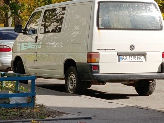 Білий Фольксваген Transporter, об'ємом двигуна 1.9 л та пробігом 296 тис. км за 4509 $, фото 1 на Automoto.ua