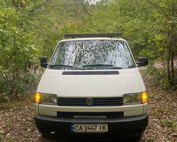 Білий Фольксваген Transporter, об'ємом двигуна 1.9 л та пробігом 340 тис. км за 6300 $, фото 1 на Automoto.ua
