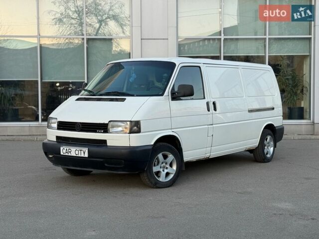 Білий Фольксваген Transporter, об'ємом двигуна 2.5 л та пробігом 475 тис. км за 6500 $, фото 1 на Automoto.ua