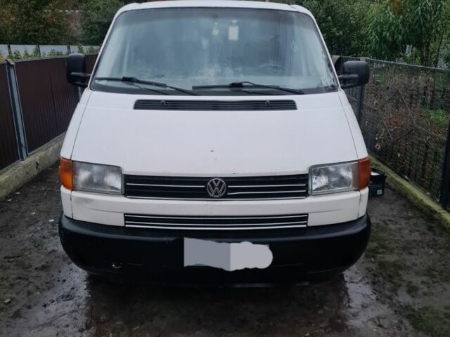 Белый Фольксваген Transporter, объемом двигателя 0 л и пробегом 541 тыс. км за 5500 $, фото 1 на Automoto.ua