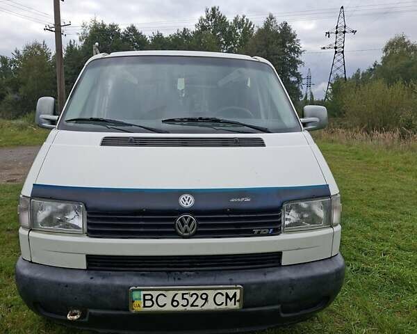 Белый Фольксваген Transporter, объемом двигателя 1.9 л и пробегом 372 тыс. км за 6500 $, фото 1 на Automoto.ua