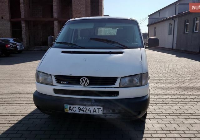 Белый Фольксваген Transporter, объемом двигателя 2.5 л и пробегом 500 тыс. км за 4500 $, фото 1 на Automoto.ua