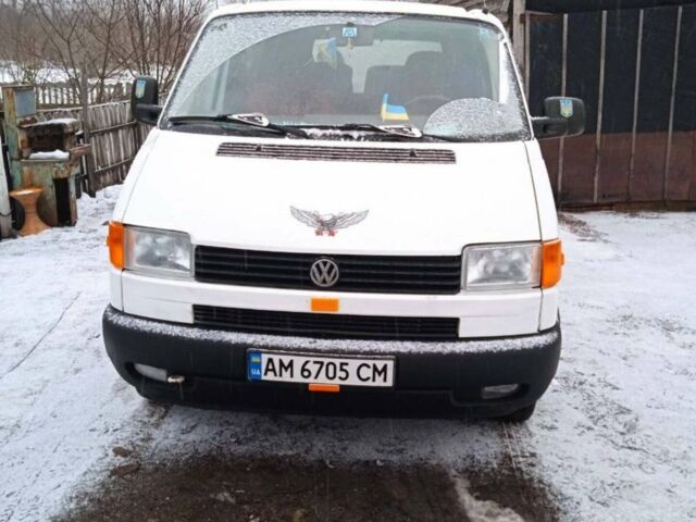 Білий Фольксваген Transporter, об'ємом двигуна 2.5 л та пробігом 437 тис. км за 6100 $, фото 1 на Automoto.ua