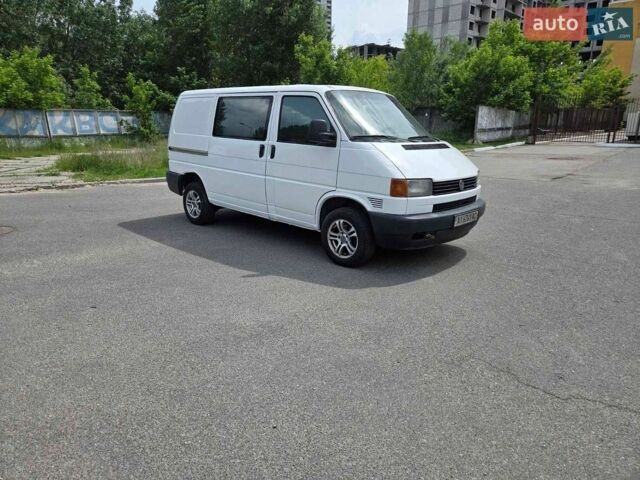 Білий Фольксваген Transporter, об'ємом двигуна 2.5 л та пробігом 486 тис. км за 6200 $, фото 1 на Automoto.ua