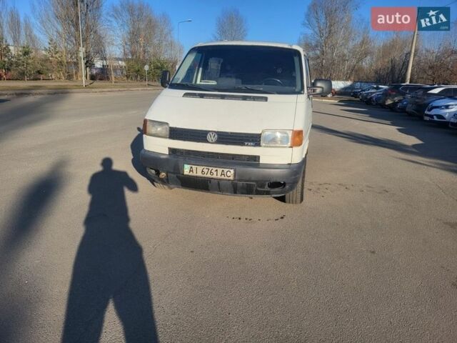 Белый Фольксваген Transporter, объемом двигателя 2.5 л и пробегом 491 тыс. км за 5900 $, фото 1 на Automoto.ua