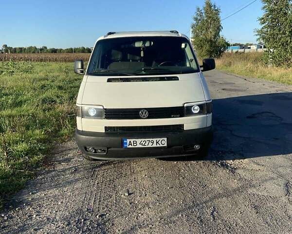 Білий Фольксваген Transporter, об'ємом двигуна 2.5 л та пробігом 470 тис. км за 6500 $, фото 1 на Automoto.ua