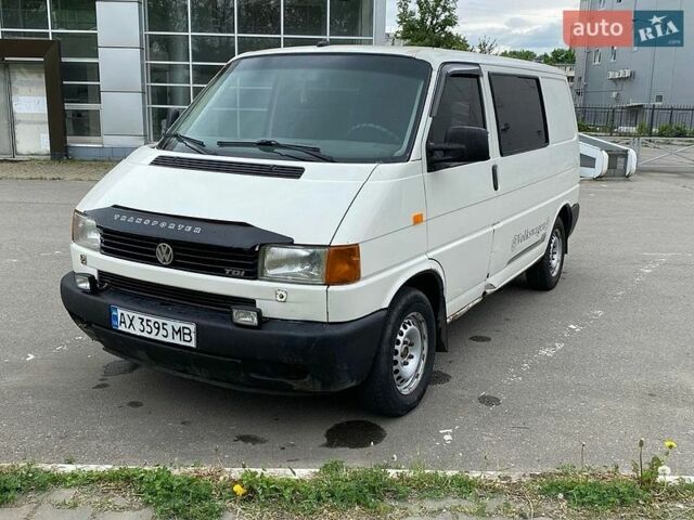 Белый Фольксваген Transporter, объемом двигателя 2.46 л и пробегом 350 тыс. км за 4100 $, фото 1 на Automoto.ua