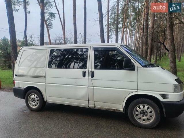 Білий Фольксваген Transporter, об'ємом двигуна 2.46 л та пробігом 5 тис. км за 7000 $, фото 1 на Automoto.ua