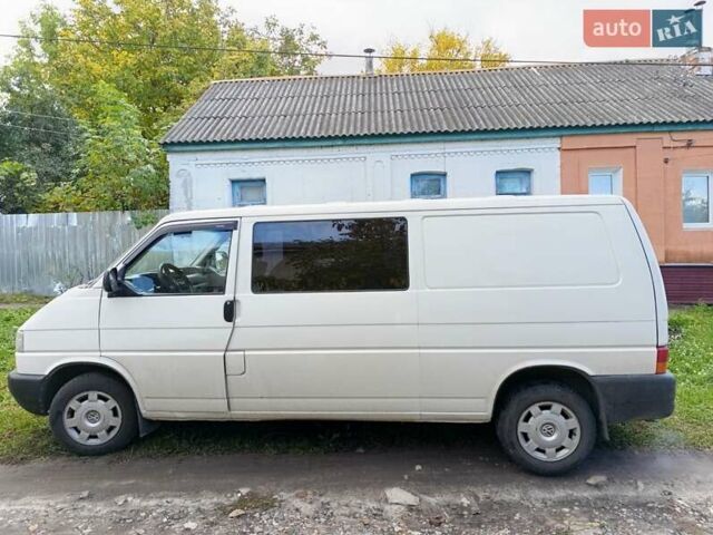 Белый Фольксваген Transporter, объемом двигателя 2.46 л и пробегом 453 тыс. км за 6800 $, фото 1 на Automoto.ua