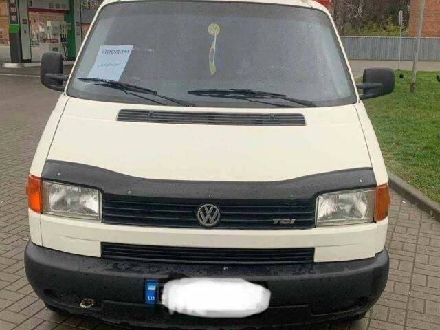 Белый Фольксваген Transporter, объемом двигателя 1.9 л и пробегом 326 тыс. км за 6500 $, фото 1 на Automoto.ua