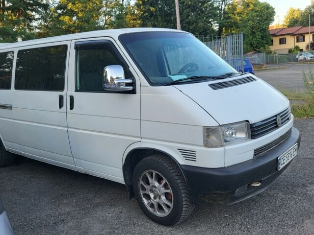 Белый Фольксваген Transporter, объемом двигателя 2.5 л и пробегом 540 тыс. км за 5129 $, фото 1 на Automoto.ua