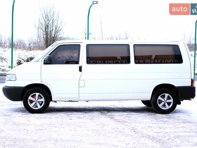 Білий Фольксваген Transporter, об'ємом двигуна 2.5 л та пробігом 421 тис. км за 8700 $, фото 1 на Automoto.ua