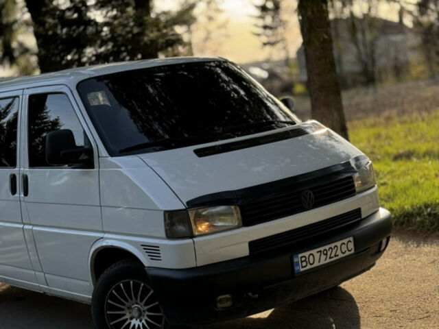 Белый Фольксваген Transporter, объемом двигателя 2.5 л и пробегом 440 тыс. км за 5999 $, фото 1 на Automoto.ua