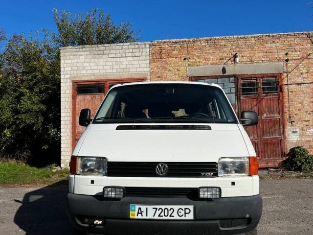 Білий Фольксваген Transporter, об'ємом двигуна 2.5 л та пробігом 292 тис. км за 7000 $, фото 1 на Automoto.ua