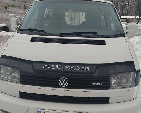 Белый Фольксваген Transporter, объемом двигателя 2.46 л и пробегом 420 тыс. км за 6500 $, фото 1 на Automoto.ua