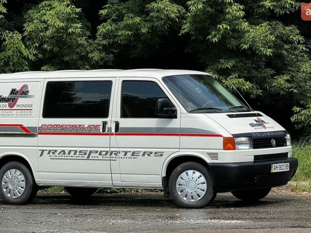 Белый Фольксваген Transporter, объемом двигателя 2.5 л и пробегом 298 тыс. км за 7550 $, фото 1 на Automoto.ua