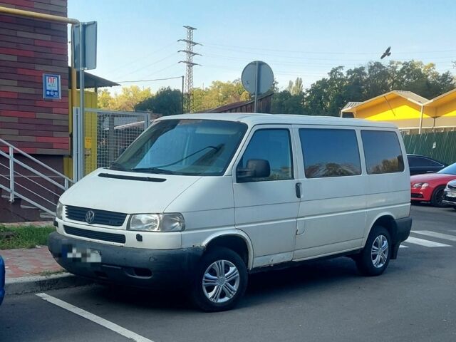 Білий Фольксваген Transporter, об'ємом двигуна 2.5 л та пробігом 337 тис. км за 3207 $, фото 1 на Automoto.ua