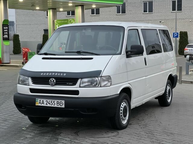 Белый Фольксваген Transporter, объемом двигателя 2.5 л и пробегом 250 тыс. км за 5300 $, фото 1 на Automoto.ua