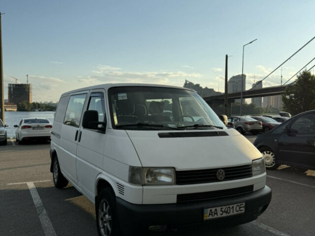 Белый Фольксваген Transporter, объемом двигателя 2.5 л и пробегом 486 тыс. км за 8500 $, фото 1 на Automoto.ua