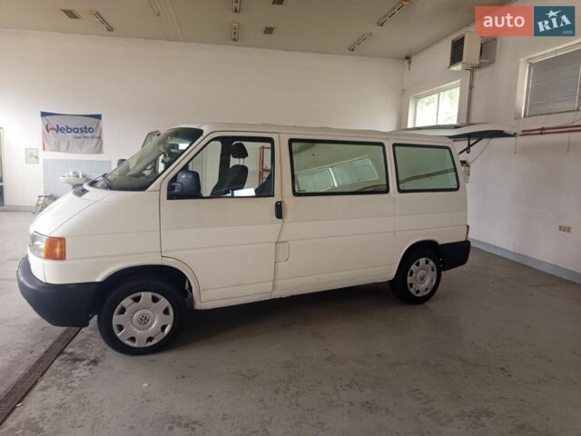 Белый Фольксваген Transporter, объемом двигателя 2.5 л и пробегом 480 тыс. км за 6000 $, фото 1 на Automoto.ua