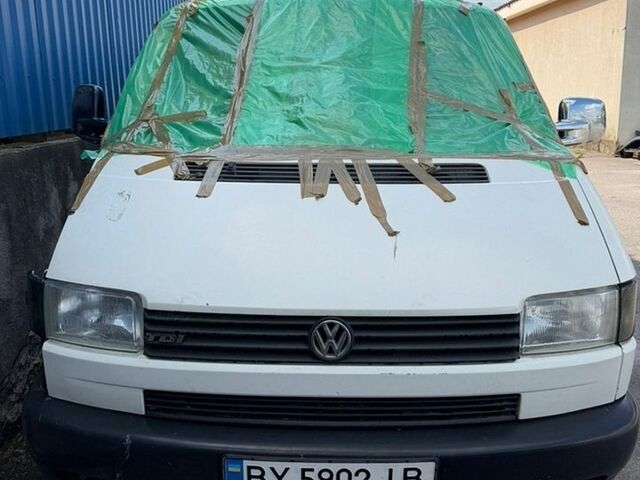Білий Фольксваген Transporter, об'ємом двигуна 2.46 л та пробігом 390 тис. км за 4950 $, фото 1 на Automoto.ua