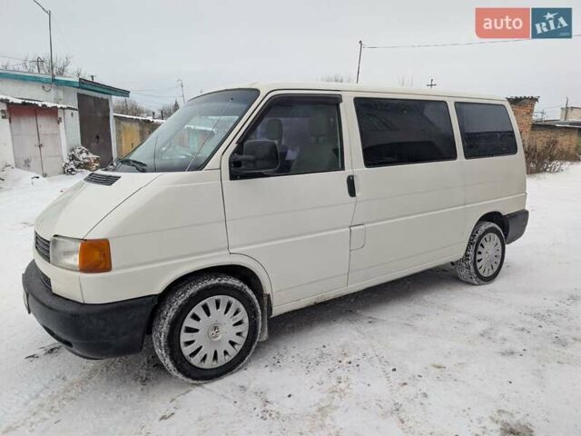 Білий Фольксваген Transporter, об'ємом двигуна 2.5 л та пробігом 350 тис. км за 6000 $, фото 1 на Automoto.ua