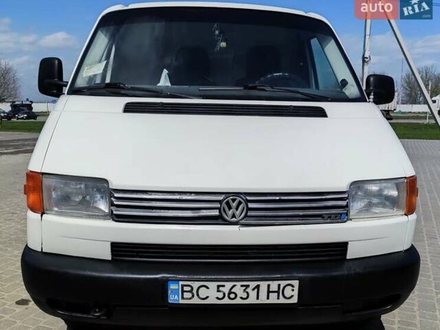 Белый Фольксваген Transporter, объемом двигателя 2.5 л и пробегом 520 тыс. км за 4700 $, фото 1 на Automoto.ua