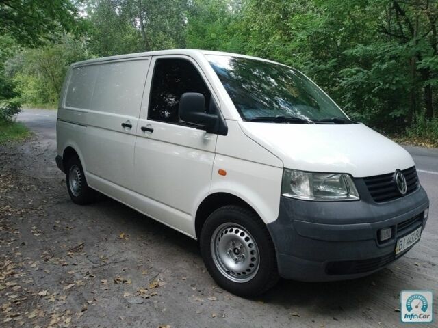Белый Фольксваген Transporter, объемом двигателя 1.9 л и пробегом 380 тыс. км за 5800 $, фото 1 на Automoto.ua