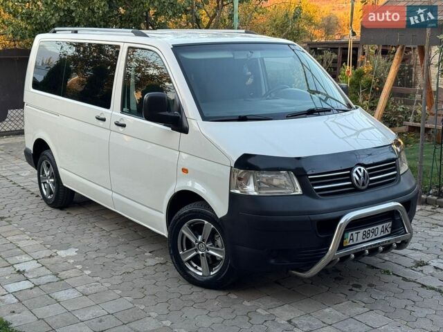 Білий Фольксваген Transporter, об'ємом двигуна 1.9 л та пробігом 304 тис. км за 6950 $, фото 1 на Automoto.ua