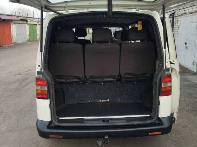 Белый Фольксваген Transporter, объемом двигателя 1.9 л и пробегом 360 тыс. км за 7700 $, фото 1 на Automoto.ua