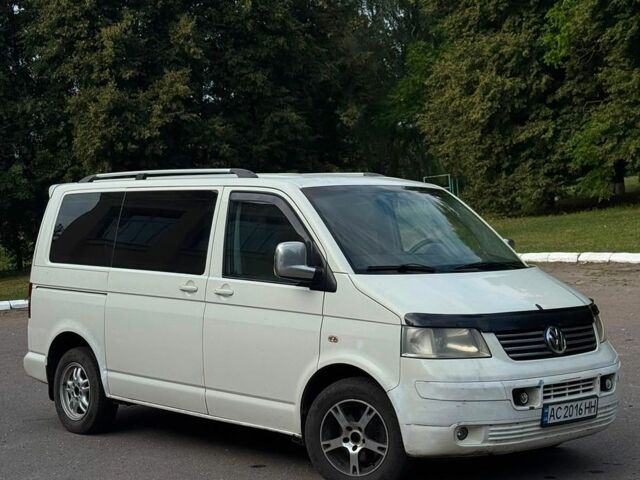 Білий Фольксваген Transporter, об'ємом двигуна 2.5 л та пробігом 311 тис. км за 4800 $, фото 1 на Automoto.ua