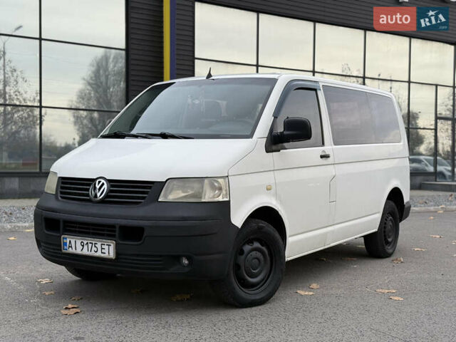 Белый Фольксваген Transporter, объемом двигателя 2.46 л и пробегом 330 тыс. км за 6500 $, фото 1 на Automoto.ua