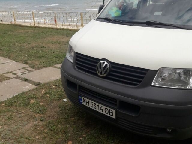 Белый Фольксваген Transporter, объемом двигателя 2 л и пробегом 300 тыс. км за 500 $, фото 1 на Automoto.ua