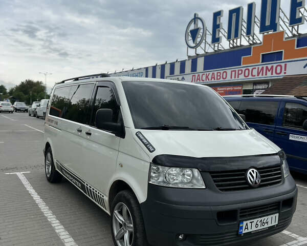 Білий Фольксваген Transporter, об'ємом двигуна 1.9 л та пробігом 400 тис. км за 9000 $, фото 1 на Automoto.ua