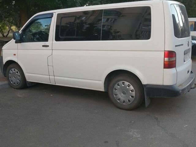 Білий Фольксваген Transporter, об'ємом двигуна 1.9 л та пробігом 459 тис. км за 8300 $, фото 1 на Automoto.ua