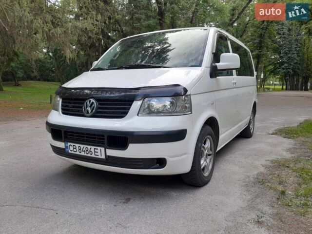 Білий Фольксваген Transporter, об'ємом двигуна 2.5 л та пробігом 377 тис. км за 8200 $, фото 1 на Automoto.ua