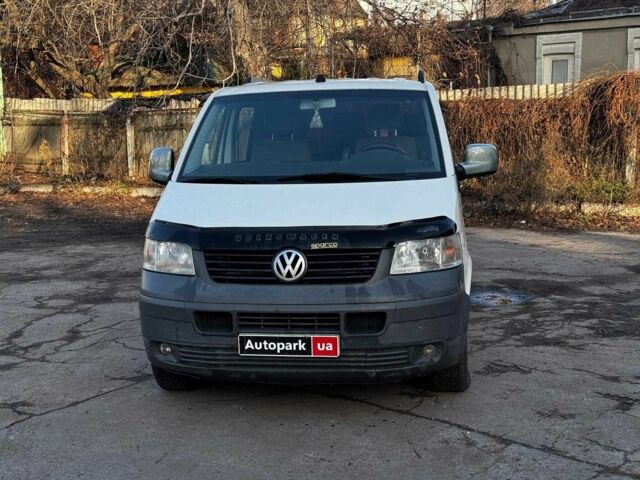 Белый Фольксваген Transporter, объемом двигателя 2.5 л и пробегом 281 тыс. км за 5990 $, фото 1 на Automoto.ua