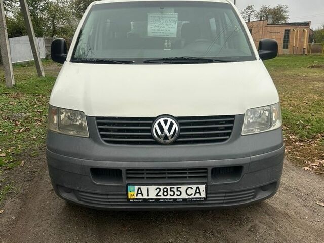 Белый Фольксваген Transporter, объемом двигателя 2.4 л и пробегом 500 тыс. км за 6500 $, фото 1 на Automoto.ua