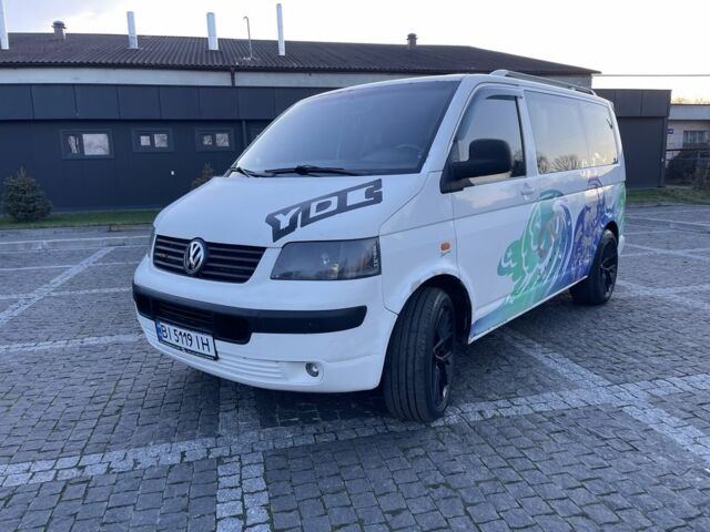 Белый Фольксваген Transporter, объемом двигателя 2.5 л и пробегом 445 тыс. км за 6500 $, фото 1 на Automoto.ua