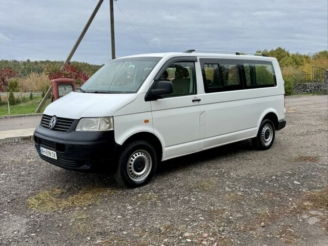 Білий Фольксваген Transporter, об'ємом двигуна 1.9 л та пробігом 380 тис. км за 6807 $, фото 1 на Automoto.ua