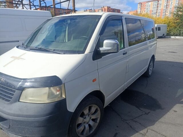 Білий Фольксваген Transporter, об'ємом двигуна 2.5 л та пробігом 320 тис. км за 4000 $, фото 1 на Automoto.ua