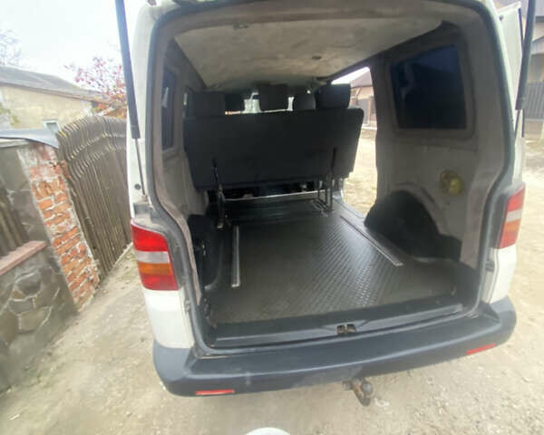 Белый Фольксваген Transporter, объемом двигателя 2.46 л и пробегом 325 тыс. км за 7300 $, фото 1 на Automoto.ua