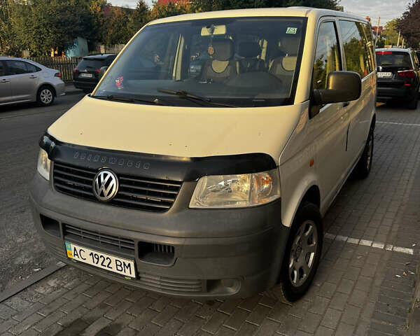 Білий Фольксваген Transporter, об'ємом двигуна 1.9 л та пробігом 391 тис. км за 6999 $, фото 1 на Automoto.ua